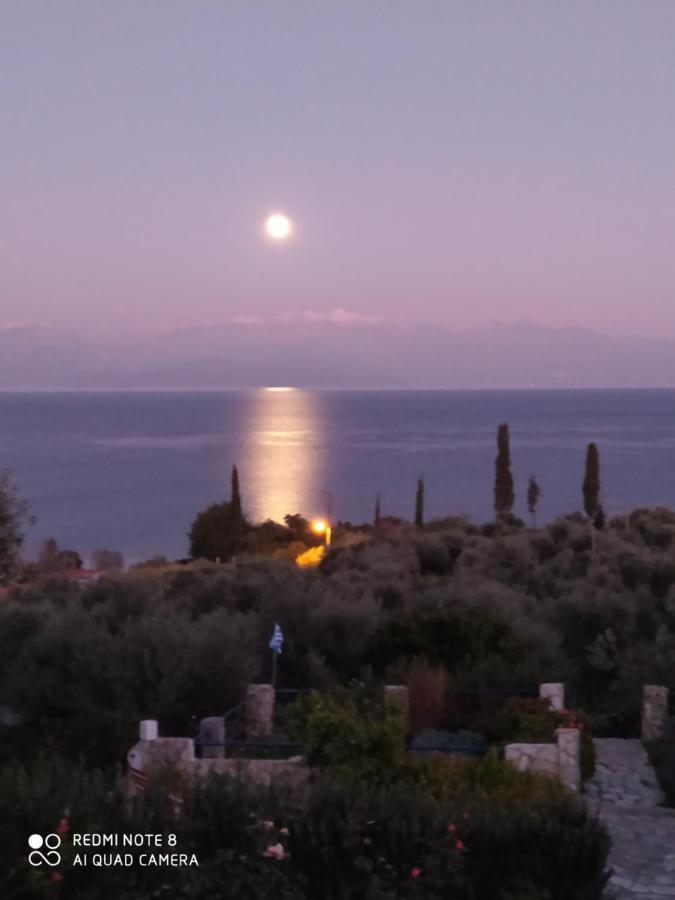 Villa Panorama Michalis Haikos Two Minutes Walk To The Beach Peroulia Kómboi Extérieur photo
