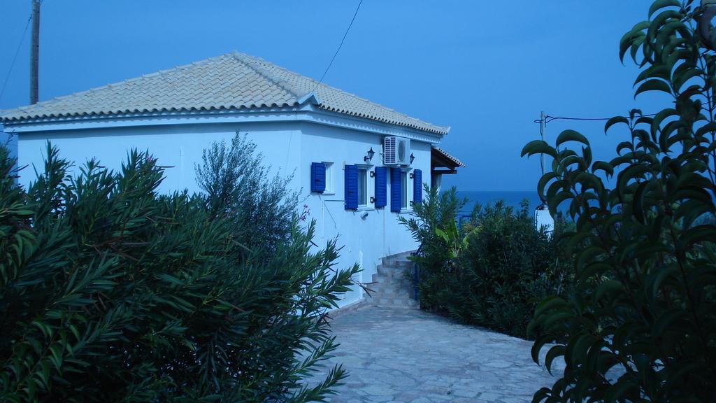 Villa Panorama Michalis Haikos Two Minutes Walk To The Beach Peroulia Kómboi Extérieur photo